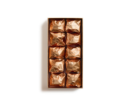 Coffret de 10 Marrons Glacés Permanent Pierre Marcolini